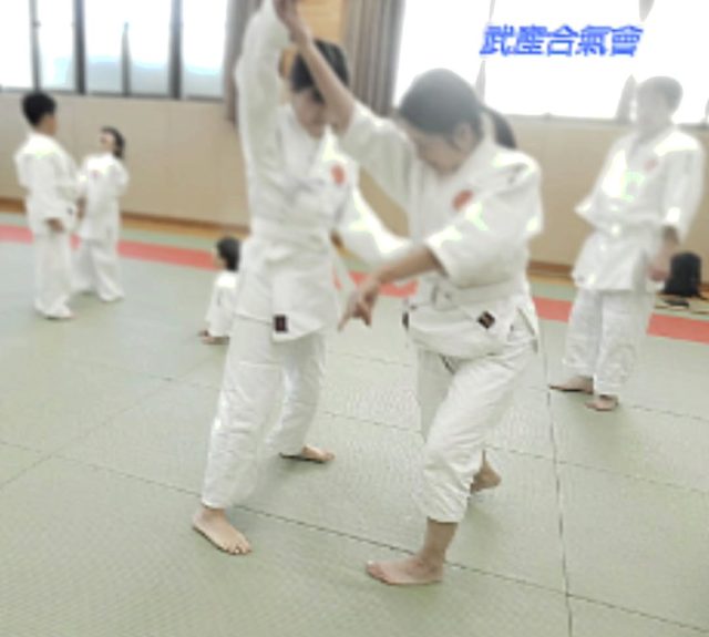 武産合氣會
合気道

はい、そこよー

#武道 #武術 #合気道 #吹田 #大阪